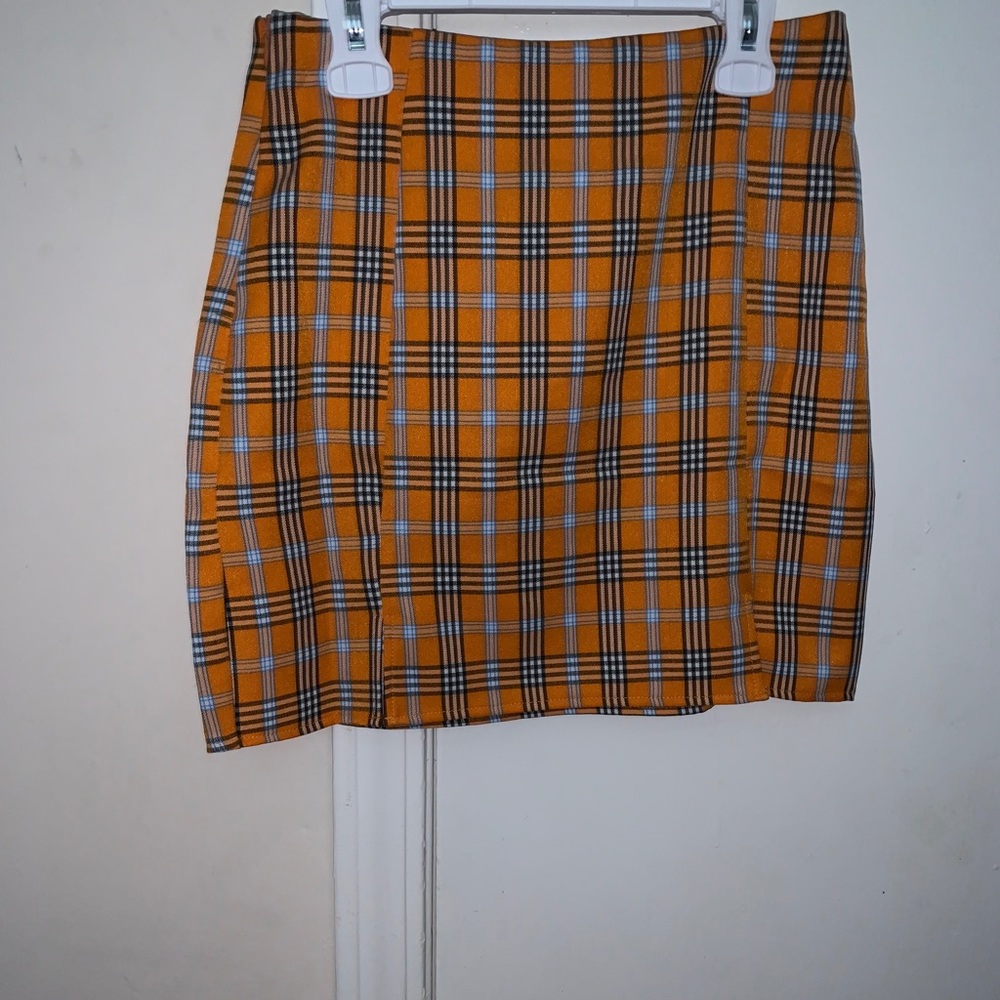 plaid skirt